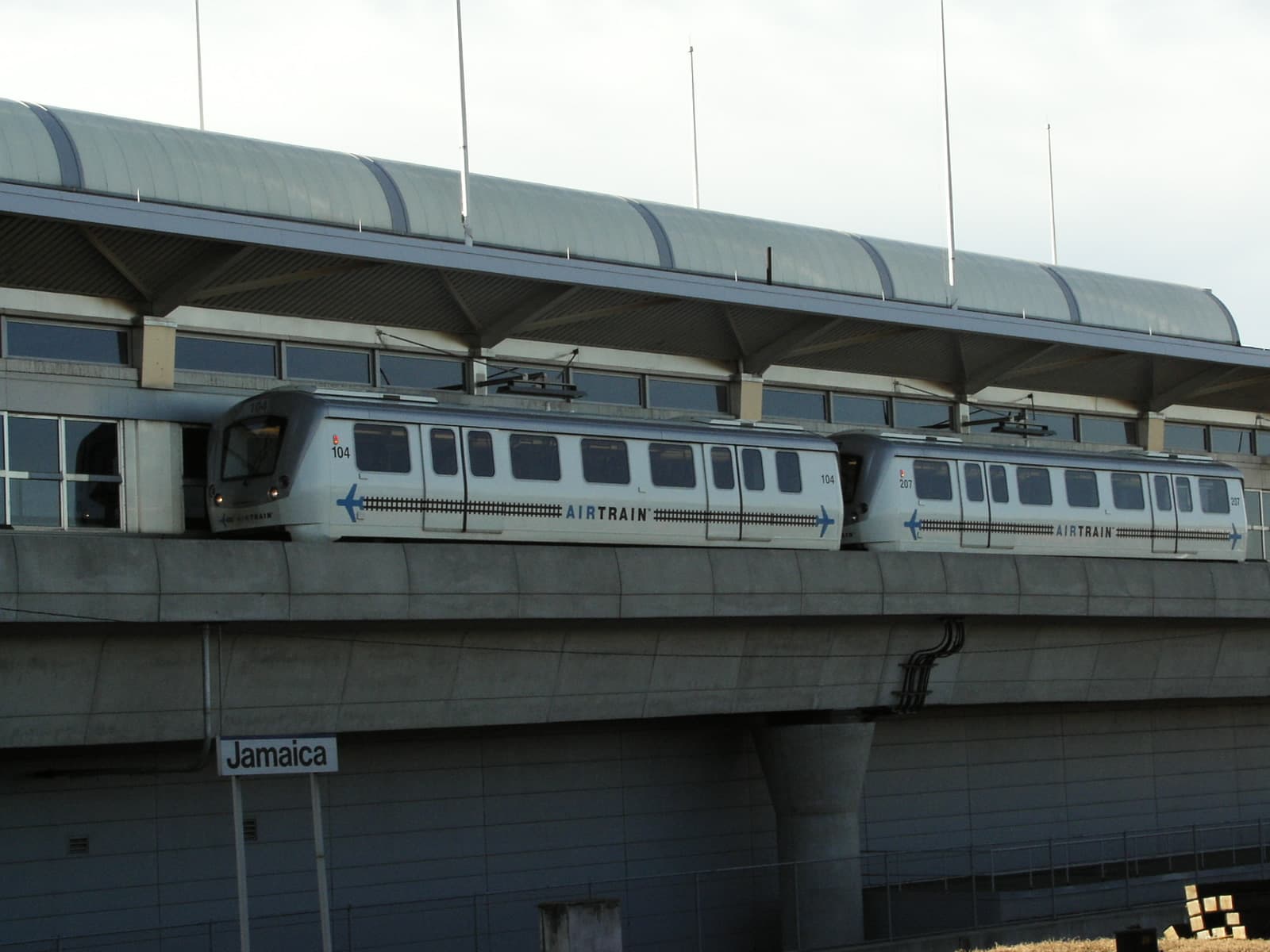 AirTrain JFK train at Jamaica Station